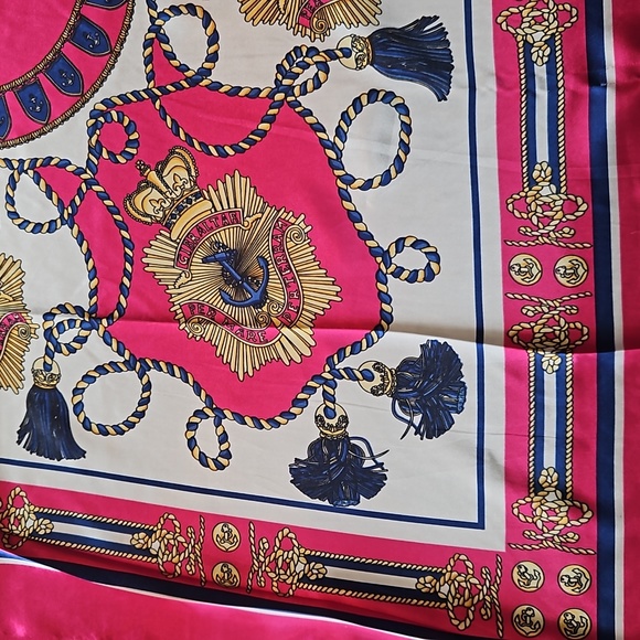 Scarf - Picture 2 of 2